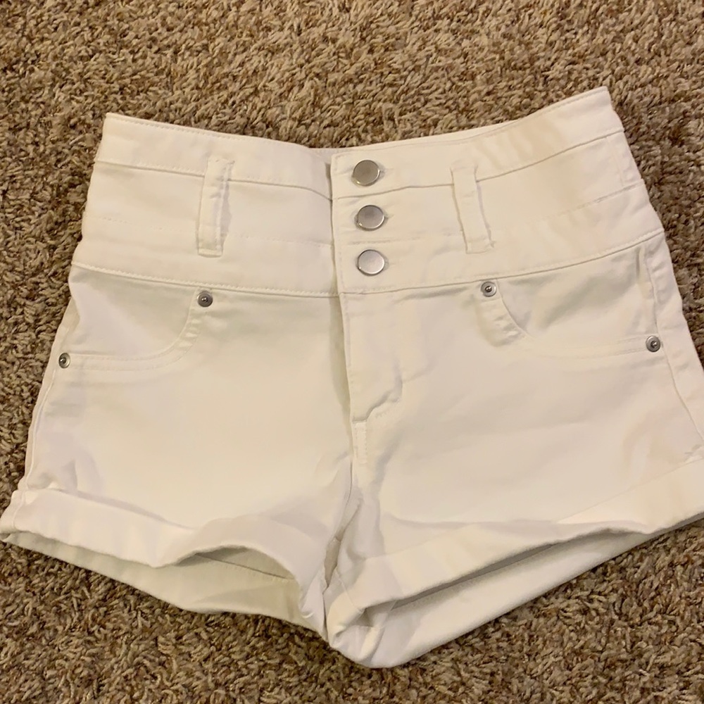 Xhilaration size 6 high waisted shorts